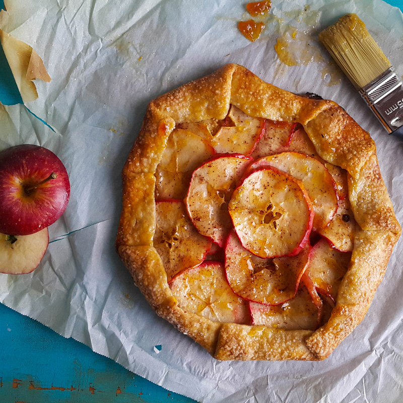 كيف يمكننا عمل فطيرة التفاح الفرنسية؟