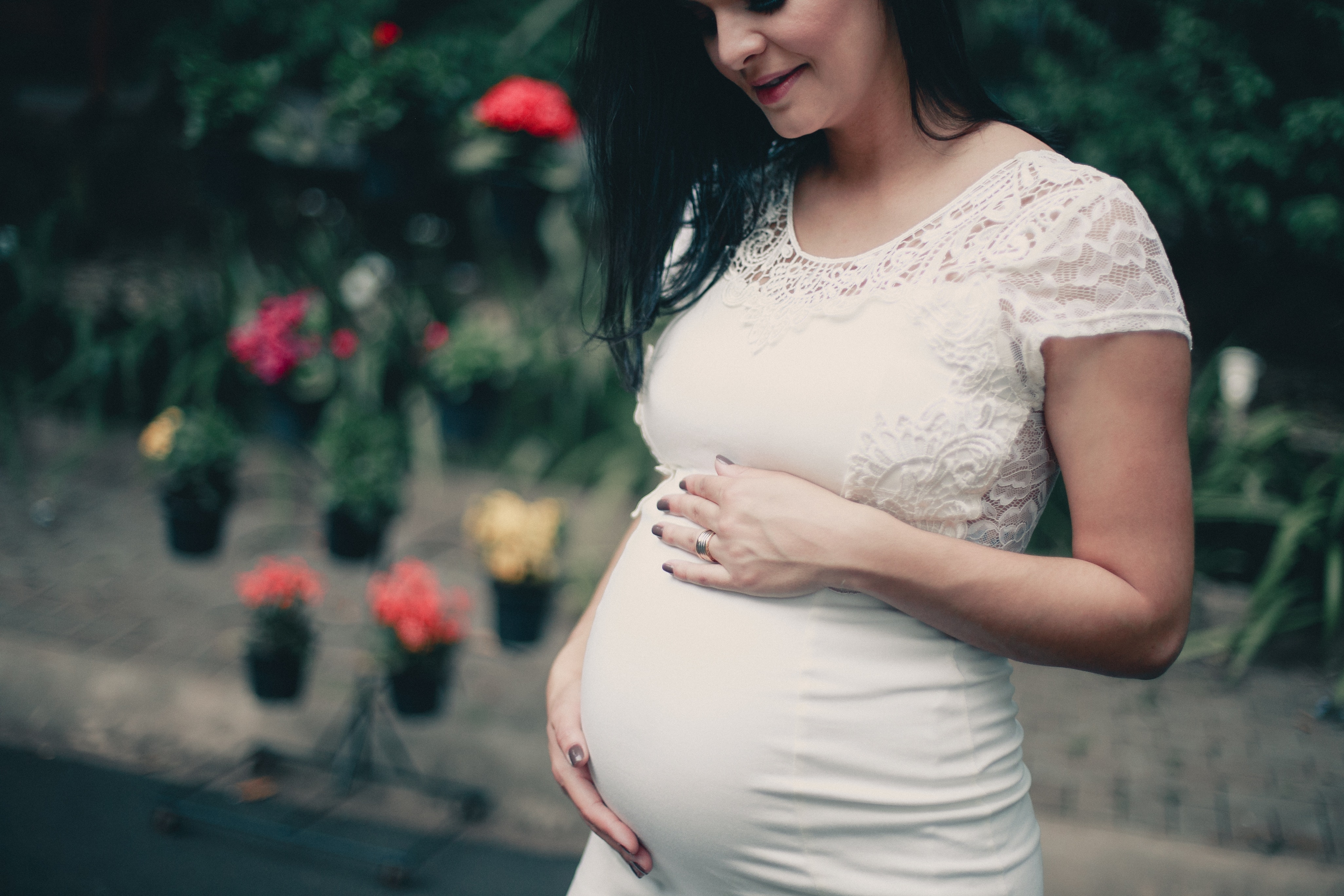 Reduce the risks of getting pregnant at older age with this!