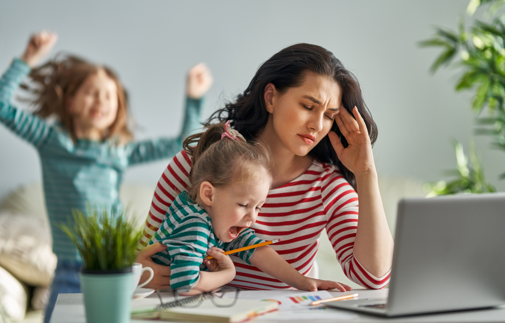 6 نصائح لتسهيل العمل من المنزل بوجود الأطفال