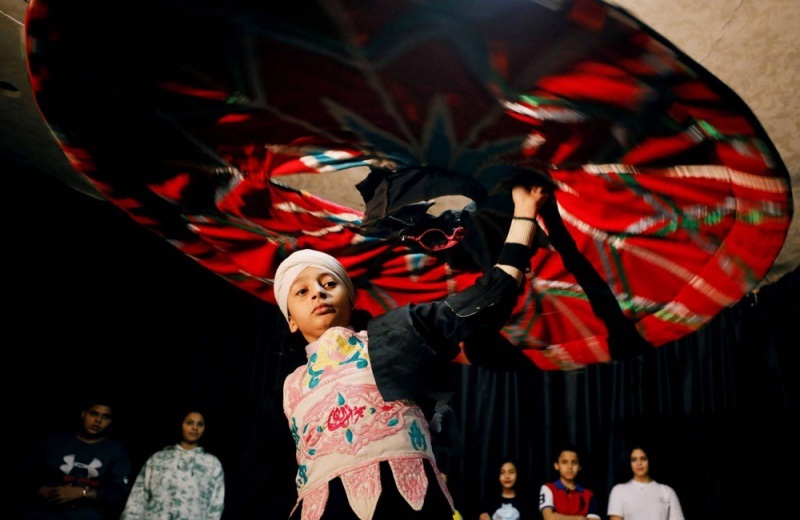 طفل مصري يتحدى مرض السرطان بالرقص
