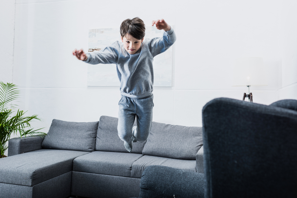 ٧ طرق تجعل التعامل مع الطفل كثير الحركة أكثر سهولة