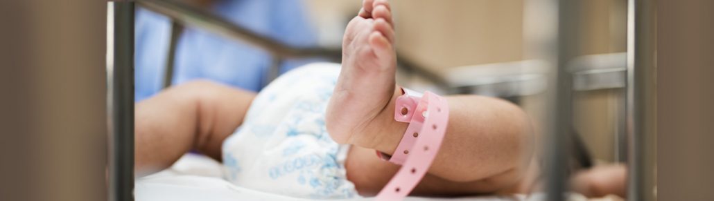 خلع الورك الولادي عند الأطفال الرضع