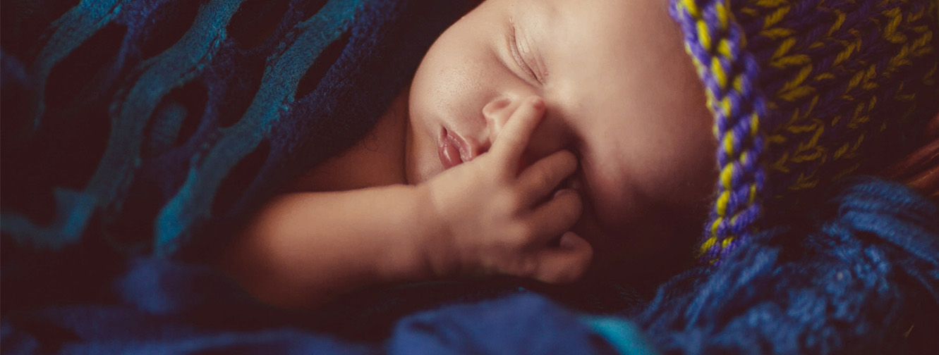هل نوم الأطفال طوال الليل حقيقة أم خرافة؟