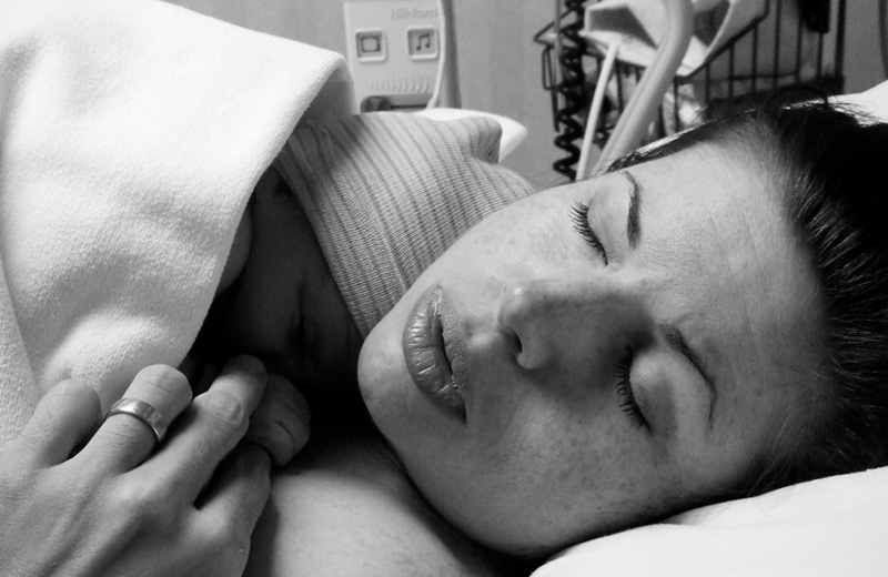 الولادة بالتنويم المغناطيسي لتخفيف آلام المخاض والولادة