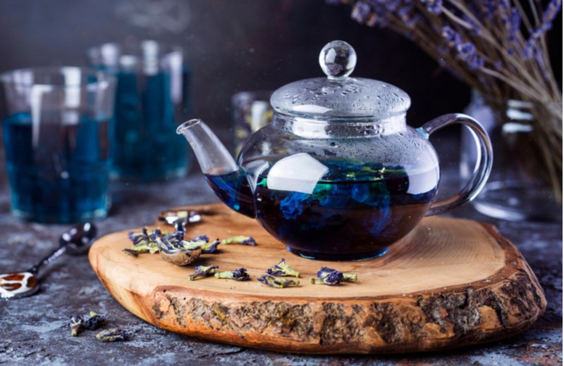 الشاي الأزرق: فوائده وطريقة تحضيره في المنزل