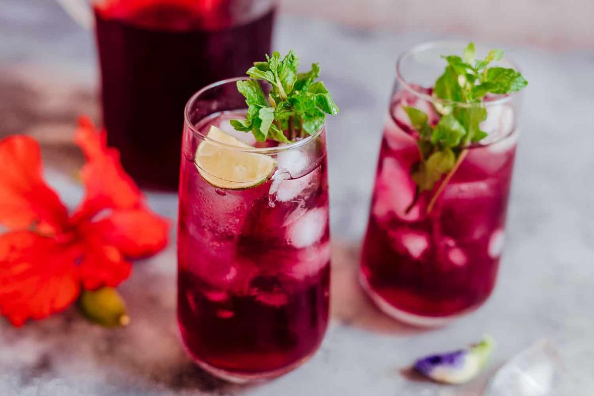 Hibiscus iced tea