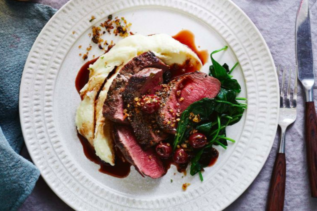 Venison fillet with cherry crumbs