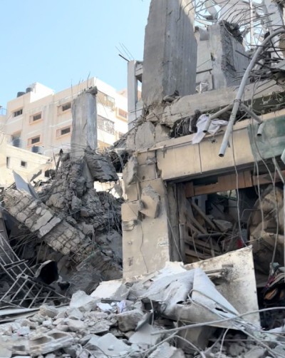 بيوت مهدمة في غزة جراء القصف